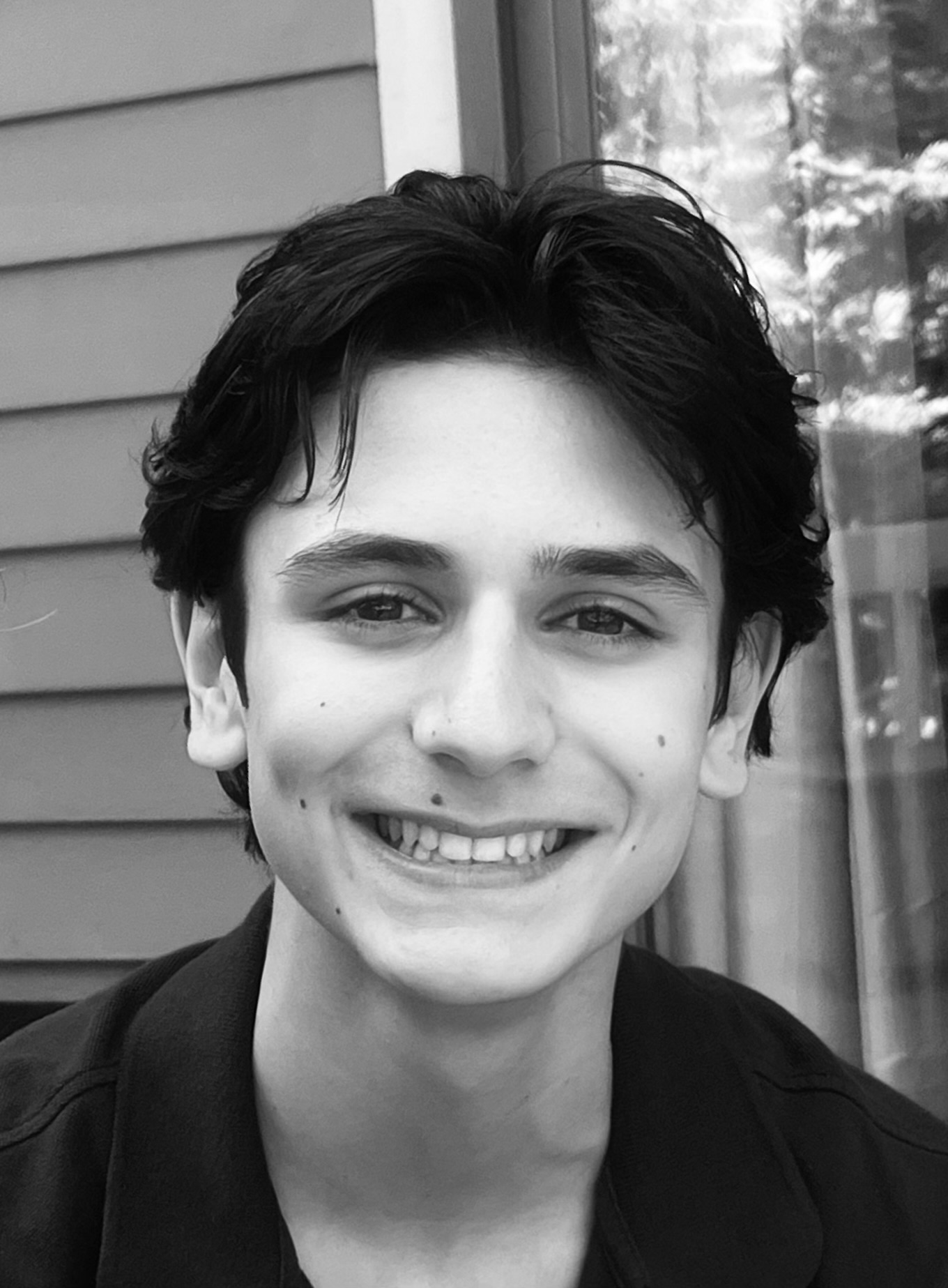 Luke Siravakian